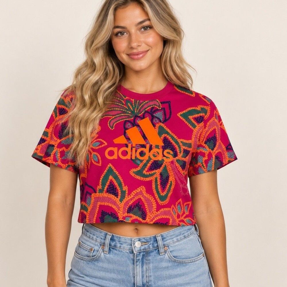 adidas x FARM Rio GFX Graphic Tee Vivid Berry Floral Crop Top Womens Small